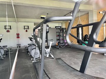VENDO DEPARTAMENTO 3 DORMITORIOS DE LUJO EN CUMBAYÁ