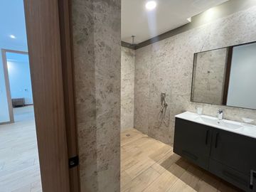 VENDO DEPARTAMENTO 3 DORMITORIOS DE LUJO EN CUMBAYÁ