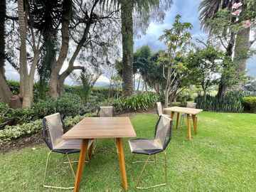 VENDO DEPARTAMENTO EN URBANIZACIÓN DE LUJO CUMBAYÁ