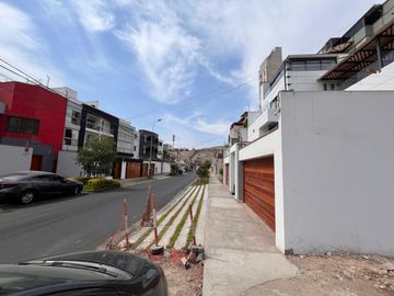 Venta de Terreno para Edificio Multifamiliar o Casa en Casuarinas Sur