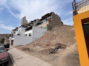 Venta de Terreno para Edificio Multifamiliar o Casa en Casuarinas Sur