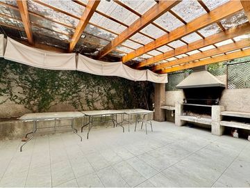 Colegio SEK, vista oriente, edif 2010.