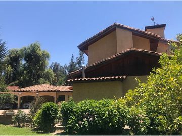 Espectacular casa en Parcela Nos