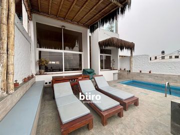 EXCELENTE CASA EN VENTA CON VISTA AL MAR EN MALECON PICO ALTO DE PUNTA HERMOSA