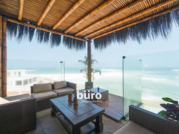 EXCELENTE CASA EN VENTA CON VISTA AL MAR EN MALECON PICO ALTO DE PUNTA HERMOSA