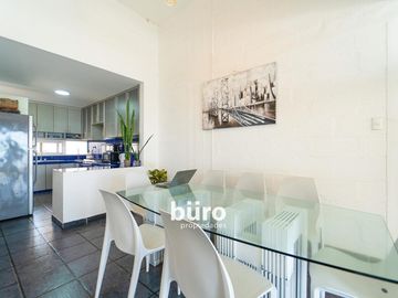 EXCELENTE CASA EN VENTA CON VISTA AL MAR EN MALECON PICO ALTO DE PUNTA HERMOSA