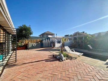 La Cruz, Quillota . Casa rebajada y central.