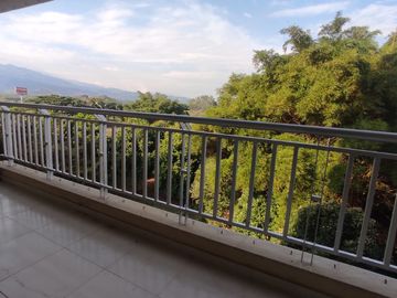 EN VENTA APARTAMENTO EN LAGOS DE VERDE ALFAGUARA SEXTO PISO
