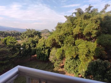 EN VENTA APARTAMENTO EN LAGOS DE VERDE ALFAGUARA SEXTO PISO