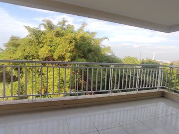 EN VENTA APARTAMENTO EN LAGOS DE VERDE ALFAGUARA SEXTO PISO