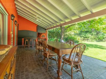 Casa en Venta en El Estribo, Pilar – Lote Interno y Gran Jardín  - Escriturable