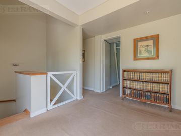 Casa en Venta en El Estribo, Pilar – Lote Interno y Gran Jardín  - Escriturable