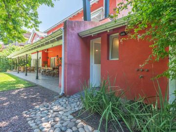 Casa en Venta en El Estribo, Pilar – Lote Interno y Gran Jardín  - Escriturable