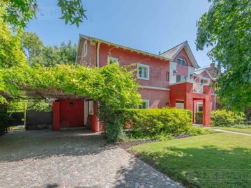 Casa en Venta en El Estribo, Pilar – Lote Interno y Gran Jardín  - Escriturable