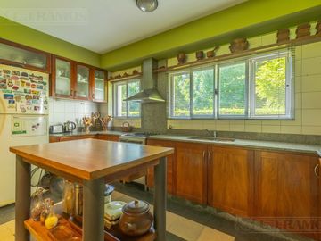 Casa en Venta en El Estribo, Pilar – Lote Interno y Gran Jardín  - Escriturable