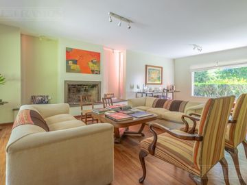 Casa en Venta en El Estribo, Pilar – Lote Interno y Gran Jardín  - Escriturable