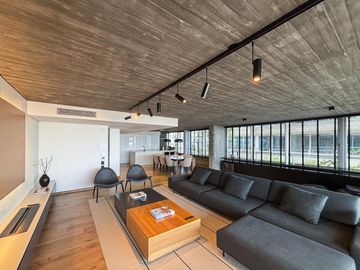 Departamento de 3 dormitorios en suite con amenities y vista al río