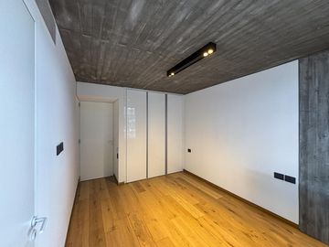 Departamento de 3 dormitorios en suite con amenities y vista al río