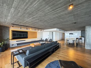 Departamento de 3 dormitorios en suite con amenities y vista al río