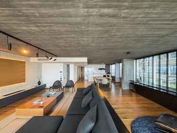 Departamento de 3 dormitorios en suite con amenities y vista al río