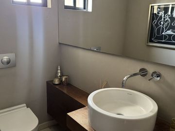 Casa en venta en La Vista,  Bosque Real
