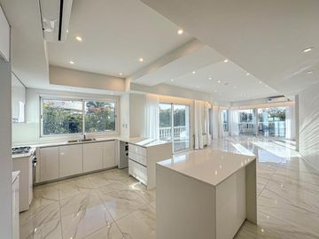 Departamentos Premium de 3 dormitorios con amenities en la barranca de Alberdi