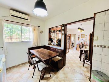 VENTA - PH TIPO CASA AL FRENTE - 5 AMBIENTES - VILLA URQUIZA