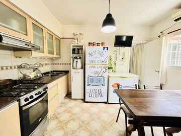 VENTA - PH TIPO CASA AL FRENTE - 5 AMBIENTES - VILLA URQUIZA