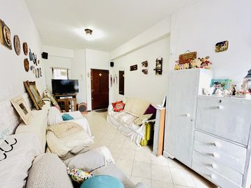 VENTA - PH TIPO CASA AL FRENTE - 5 AMBIENTES - VILLA URQUIZA