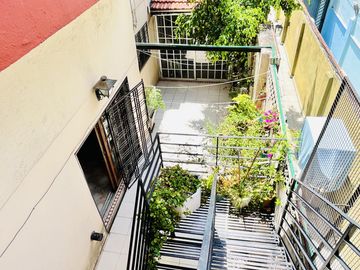 VENTA - PH TIPO CASA AL FRENTE - 5 AMBIENTES - VILLA URQUIZA