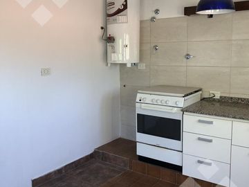 VENTA CASA 4 DORMITORIOS  - B° ALTA BARDA, NEUQUEN