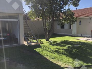 VENTA CASA 4 DORMITORIOS  - B° ALTA BARDA, NEUQUEN