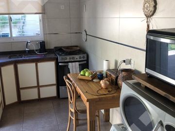 VENTA CASA 4 DORMITORIOS  - B° ALTA BARDA, NEUQUEN