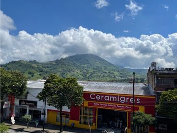 Rento Apartamento en el Centro de Pereira