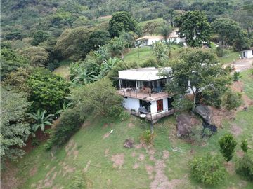 CASA DE CAMPO EN VENTA EN TITIRIBI