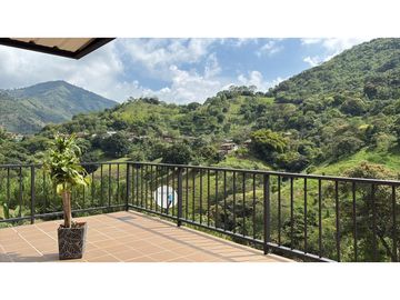 CASA DE CAMPO EN VENTA EN TITIRIBI