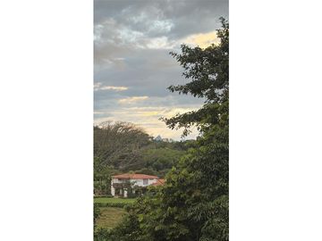 CASA DE CAMPO EN VENTA EN TITIRIBI