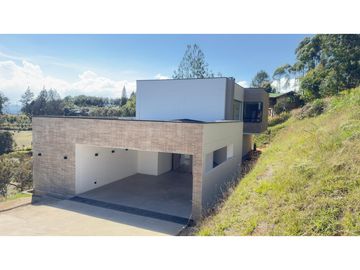 Vendo casa finca campestre Guarne Antioquia. SMG