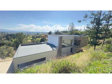 Vendo casa finca campestre Guarne Antioquia. SMG