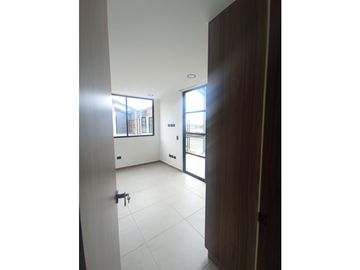 Se renta casa para estrenar/ cerritos