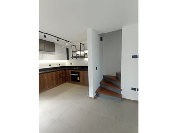 Se renta casa para estrenar/ cerritos