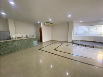 SE VENDE REMODELADO APARTAMENTO EN ALTO PRADO