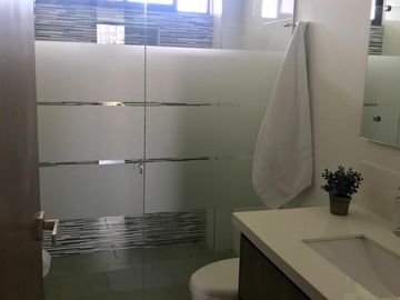 Se Vende Casa De Lujo En Barrio Pance