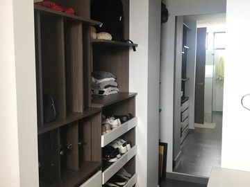Se Vende Casa De Lujo En Barrio Pance