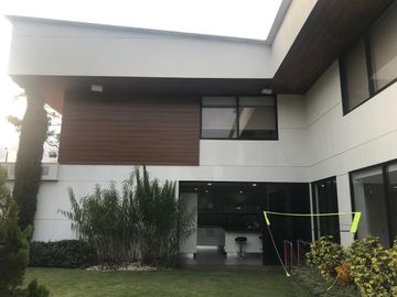 Se Vende Casa De Lujo En Barrio Pance