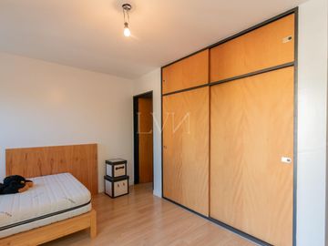 Venta casa estilo tríplex 5 ambientes con jardín y pileta en Vicente Lopez