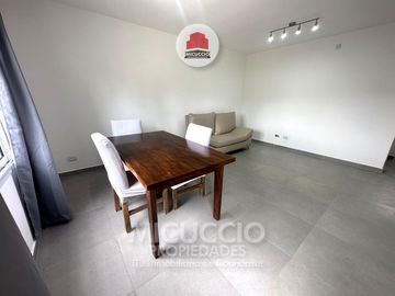 Departamento en venta, René Favaloro N°56 (N°3, Planta Alta), Los Cardales