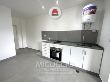 Departamento en venta, René Favaloro N°56 (N°1, Planta Alta), Los Cardales