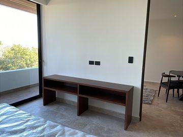 Renta Departamento Amueblado de 1 recámara en Varanta!