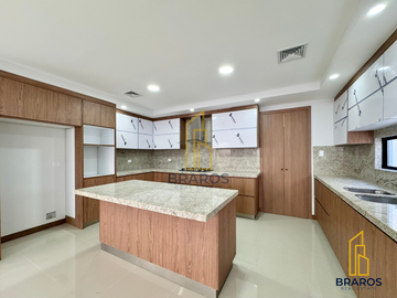 Casa en venta en Valle Escondido